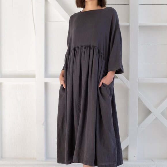 Black Crane Tradi Dress - Picture 1 of 4